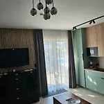 Studio Apartmen *