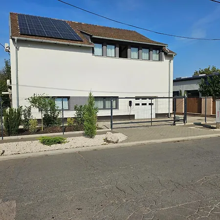 アパート Studio Apartmen *